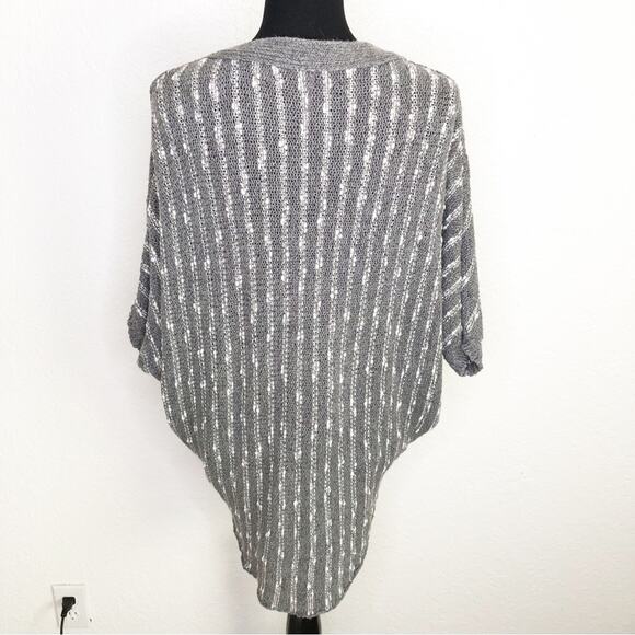 Free People gray white striped knit dolman sleeve snap front cardigan size Small - Picture 15 of 15